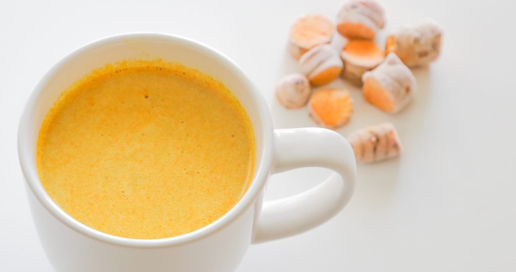 Golden milk : le lait d’or au curcuma